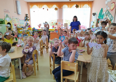 УЧИМСЯ УВАЖЕНИЮ